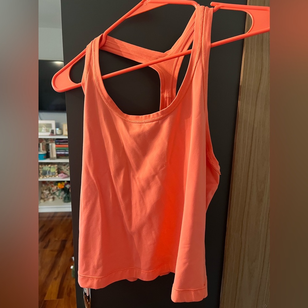 Lululemon tank